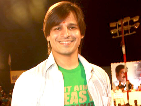 vivek oberoi and mahesh manjrekar at sachin ahirs bodybuilding championship 11