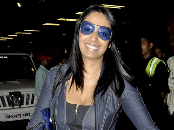contestants of khatron ke khiladi season 4 leave for south africa 4