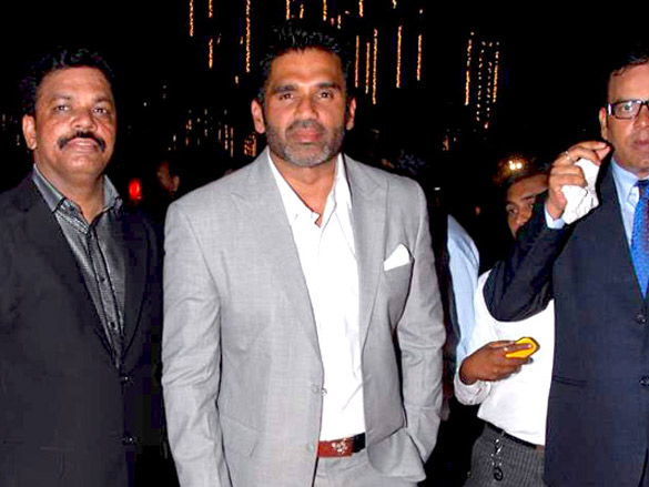 salman urmila and dilip kumar at nitish ranes wedding reception 10