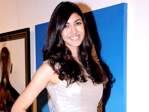sushmita at iam she foundation charity ngo art event 12