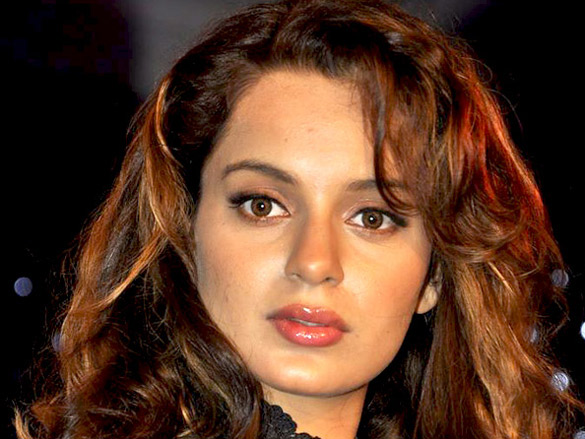 kangna unveils the new lg 3d tv 7