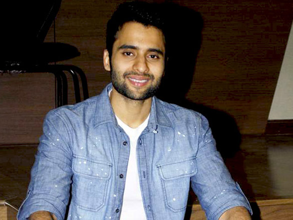 jackky bhagnani at nalanda yoga centre 7