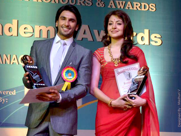 rani priyanka sonakshi and anushka at dadasaheb phalke academy awards 5