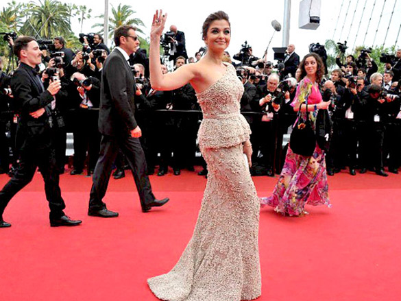 aishwarya rai at 64th annual international cannes film festival 4