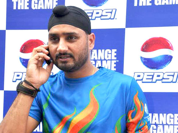 harbhajan singhs pepsi promotional event change the game 7