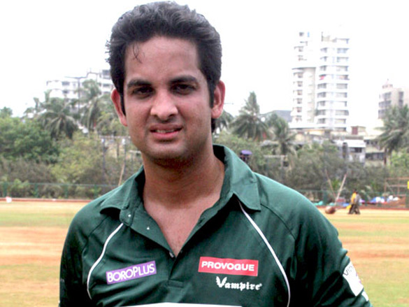 vikas kalantri organises charity cricket match 3