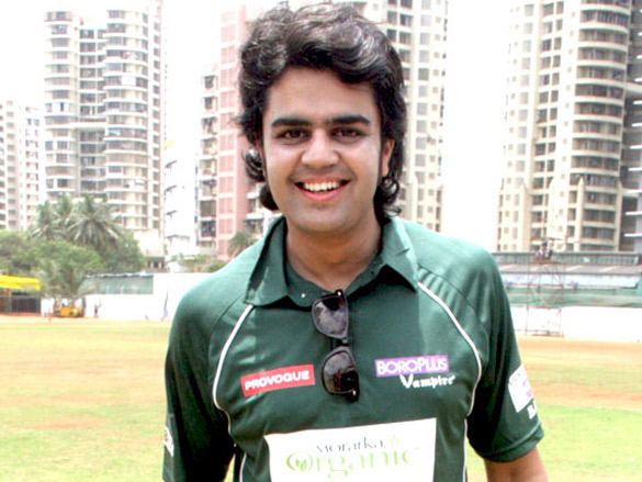 vikas kalantri organises charity cricket match 7
