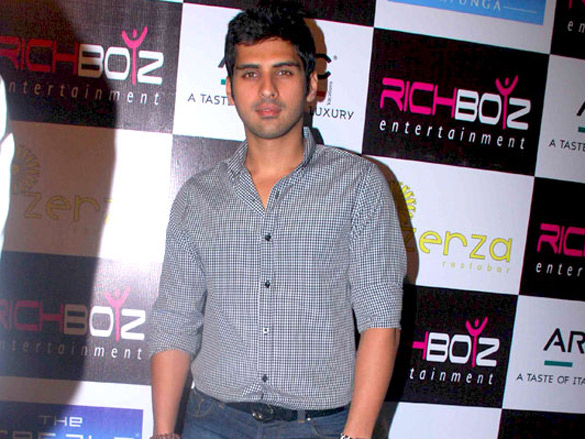 richboyz celebrates 5th anniversary with gaurav parikhs birthday 6