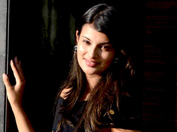 sayali bhagat launches mtnl bharat berry services 6