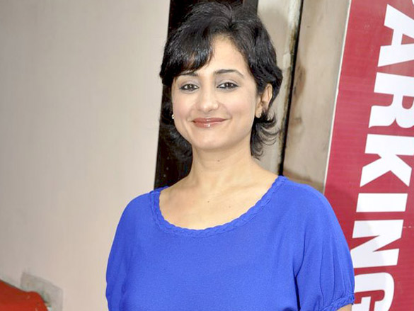 zeenat aman tanisha and udita at areopagus spa launch 11