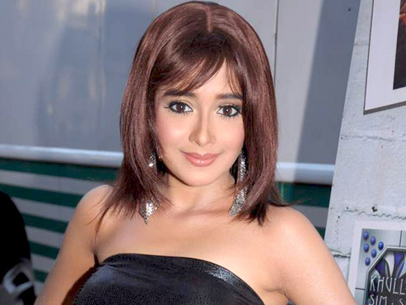 mahi vij tina dutta and others on the sets of comedy circus 12