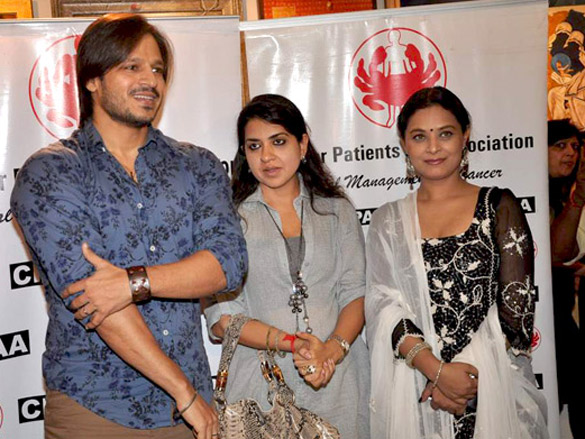 vivek oberoi at cpaa art exhibition 4