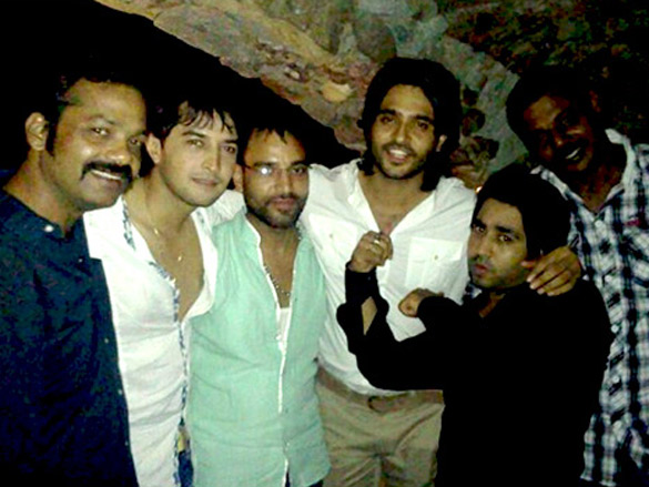 picture abhi baki hai dost bash 2
