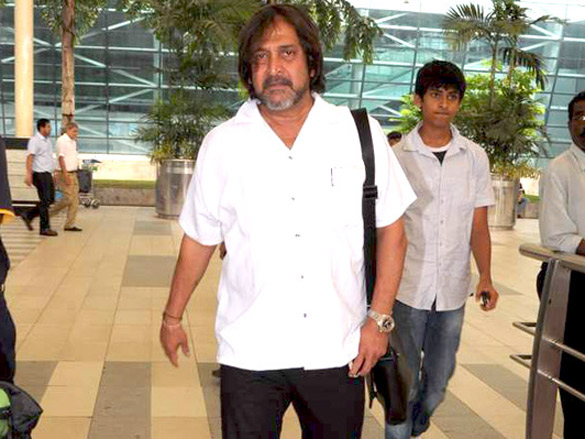 aftab sohail ashish and other of mumbai heroes spotted 6
