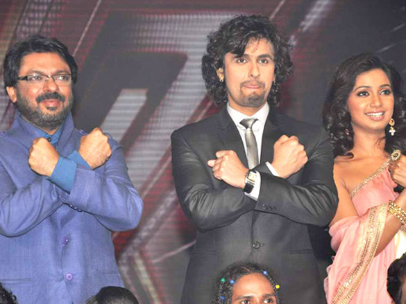 shreya ghoshal at x factor india 12 finalists introduction 4