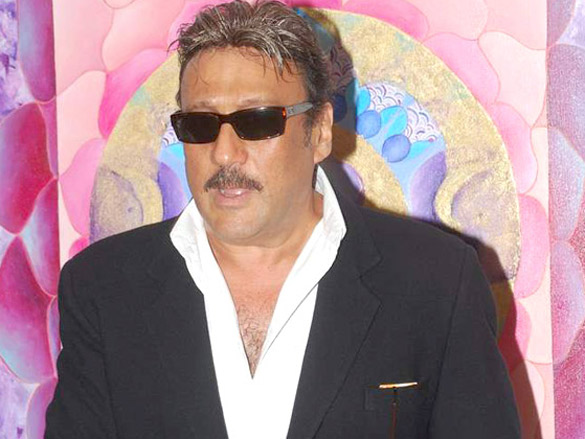 shazahn padamsee and jackie shroff at poonam agarwals art event 5