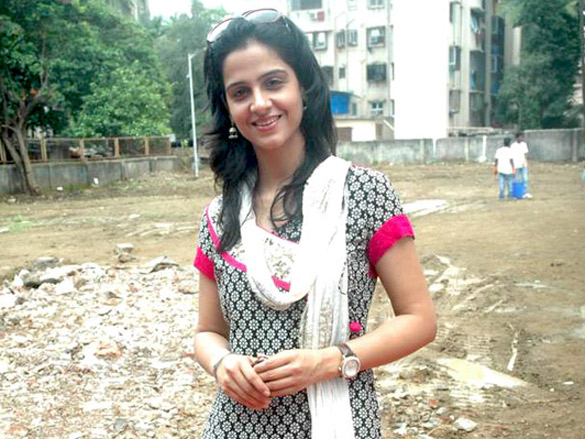 tv actress dimple ghosh opens calls centre for handicapped children 9