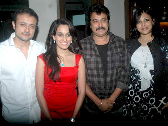aftab at shweta pandits birthday bash 8