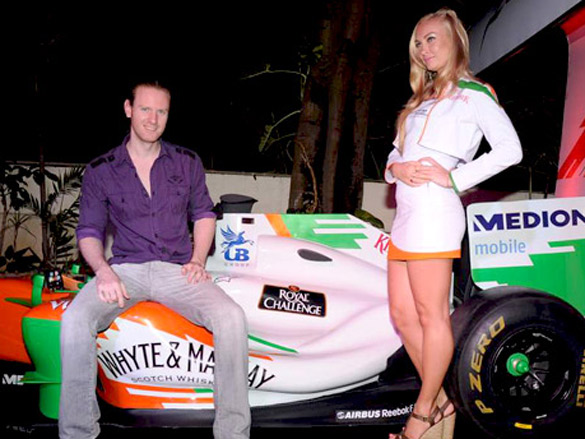 sarah minissha jacqueline and nauheed at forceindia f1 octane night 10