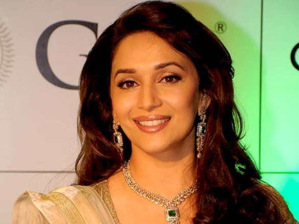 madhuri dixit at the launch of emeralds for elephants in india 5