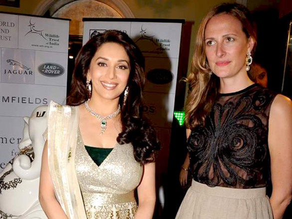 madhuri dixit at the launch of emeralds for elephants in india 8