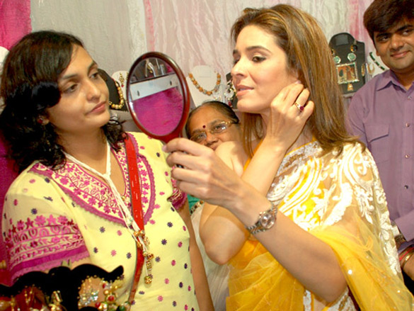 wake club bazaar 2011 inaugurated by rageshwari 5