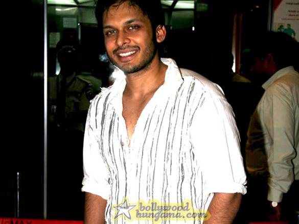 tulip joshi and vansh at videsh heaven on earth screening 3
