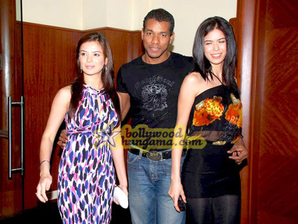 urvashi sharma at the launch party of amarula cream 3