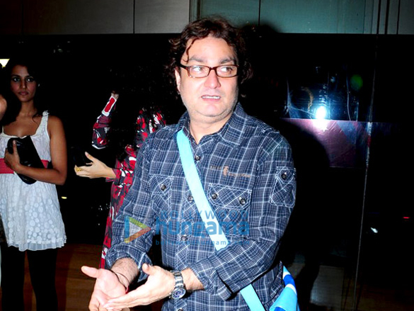 vinay pathak and tisca chopra grace the proposal 10