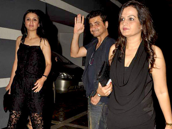 anu dewan and anna singh at sanjay kapoors private dinner 6