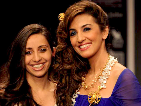 mahima and perizaad walk the ramp for adorn at iijw 2011 4