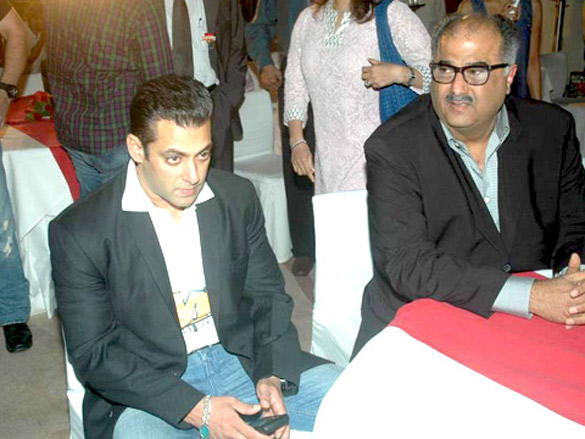 salman khan at ccl 2011 press conference 10