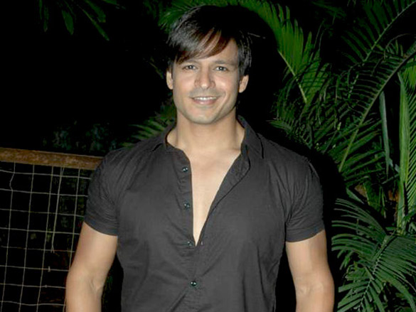 vivek oberoi on sets of ad shoot 8