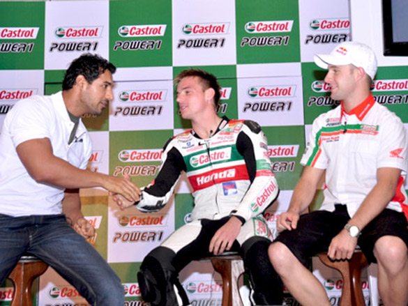 john abraham launches castrol power1 in mumbai 4