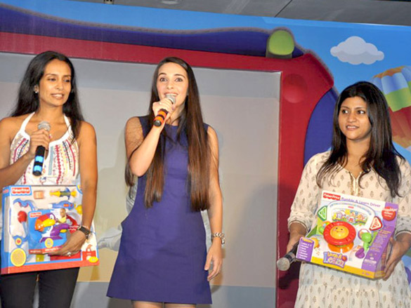 tara sharma and konkona at the launch of tara sharmas show 5