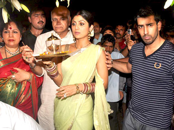 shilpa shetty at her ganpati visarjan 6