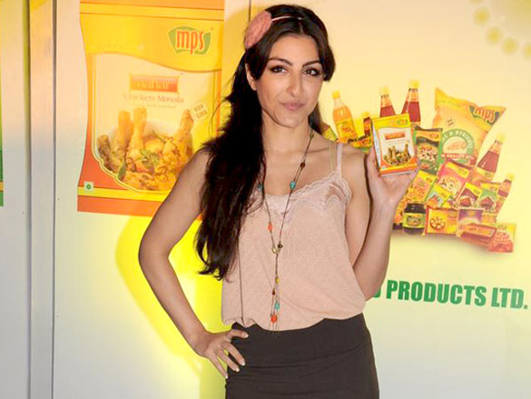 soha ali khan at mps organic masala launch 7