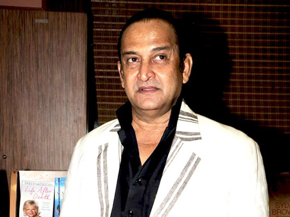 mahesh manjrekar unveils blossom showers book 9