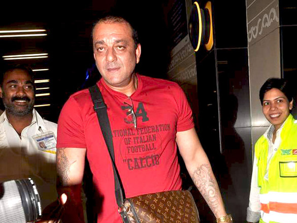 sanjay dutt snapped at airport 5