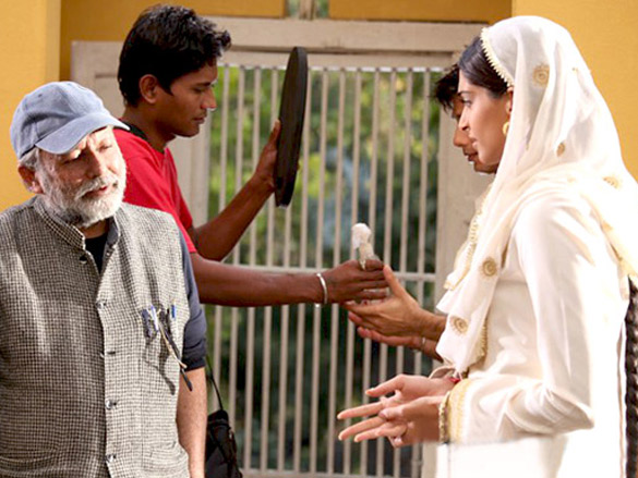 on the sets of mausam 28