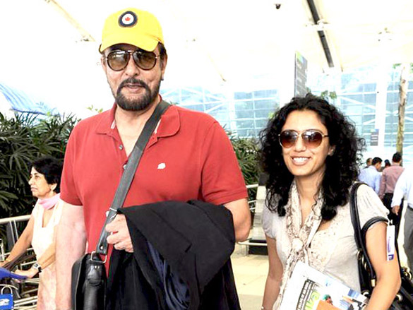 priyanka and sophie arrive back from gima awards 2011 6