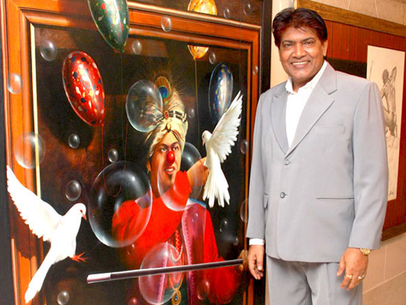 aarya babbar and mukesh rishi inaugurate raamji sharmas painting exhibition 5