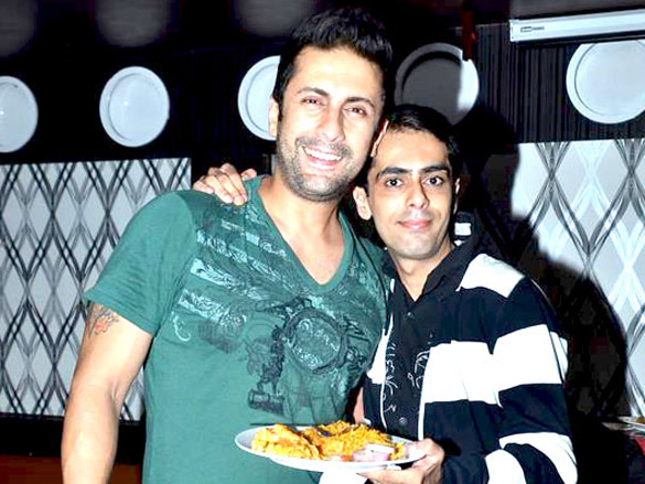 dubai singer tishikas birthday bash 8