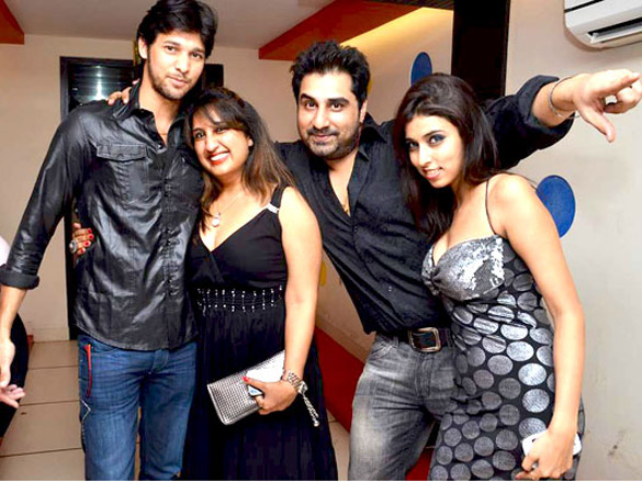 dubai singer tishikas birthday bash 11