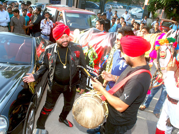 daler mehndi launches his album tunak tunak tumba 5