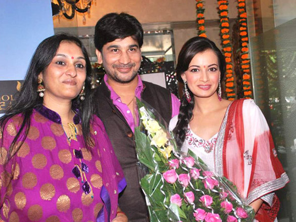 dia mirza at golecha jewellers store for diwali collection launch 2