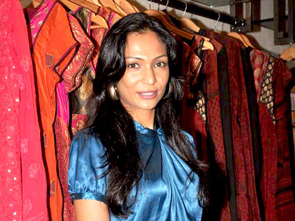 poorna jagannathan at atosa boutique 5