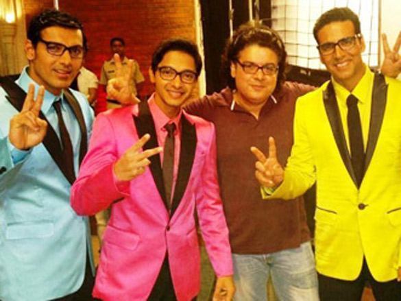 on the sets of housefull 2 2
