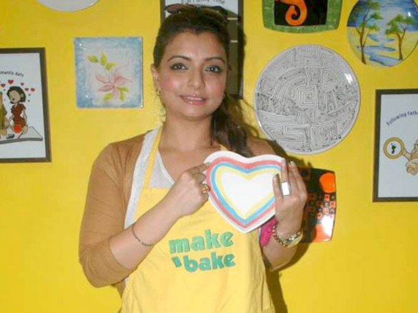 vaibhavi merchant at make bake launch 7