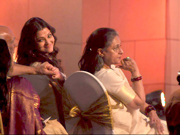 bachchans launch hanuman chalisa album 10